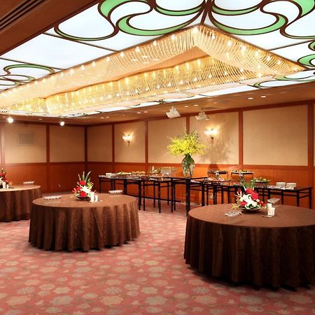 Готель Sunplaza Seasons Наґоя Екстер'єр фото
